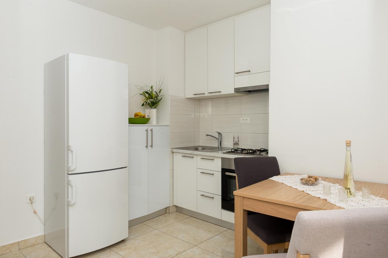 Apartments Sky Шибеник Екстер'єр фото